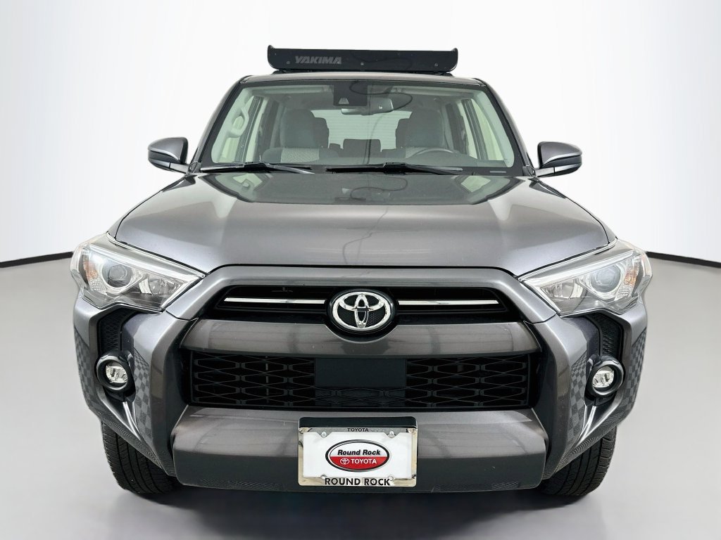 Certified 2022 Toyota 4Runner SR5 AWD/4WD image 2