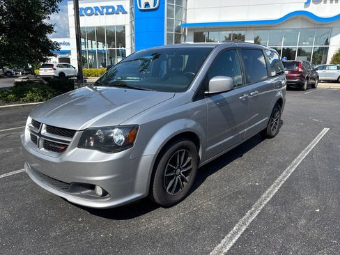 Used 2018 Dodge Grand Caravan GT FWD image 1