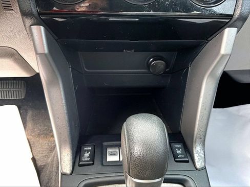 Used 2017 Subaru Forester 2.5i Limited w/ Popular Package #1 AWD/4WD image 30