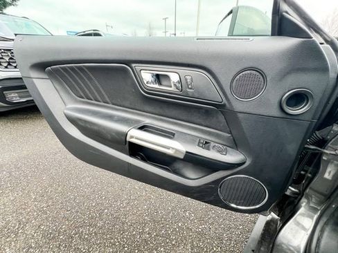 Used 2015 Ford Mustang GT Premium image 14