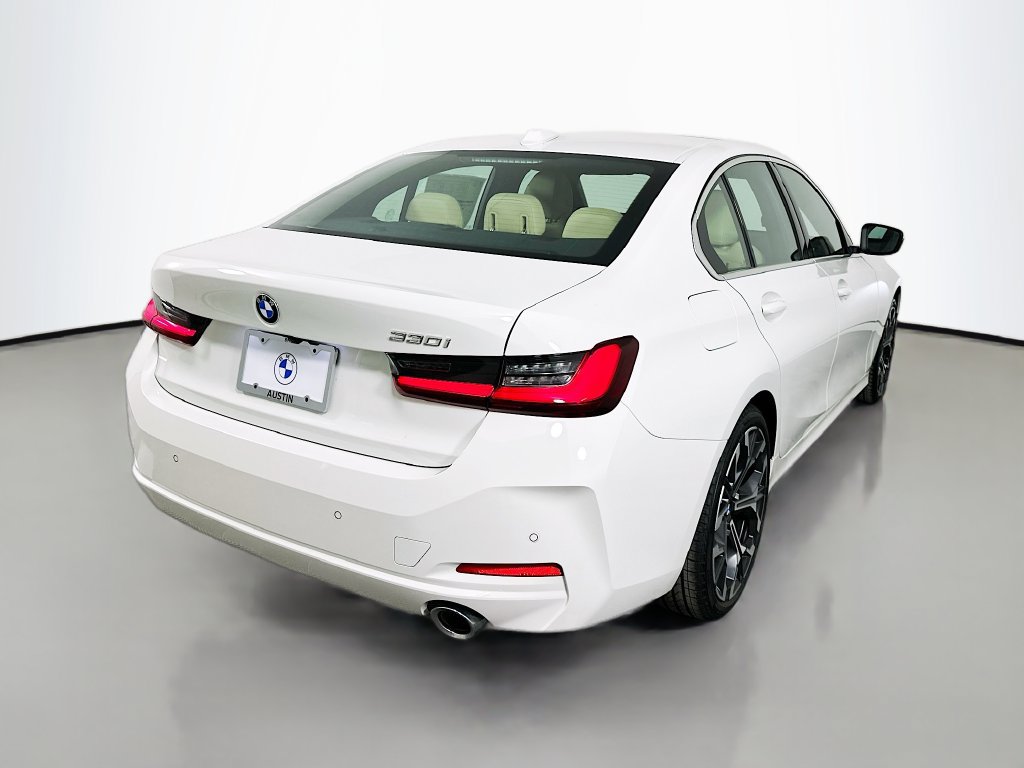 Used 2026 BMW 330i Sedan w/ Convenience Package RWD image 5