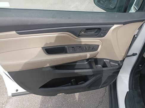 Used 2023 Honda Odyssey EX-L image 8