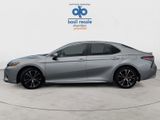 Used 2018 Toyota Camry SE image 3