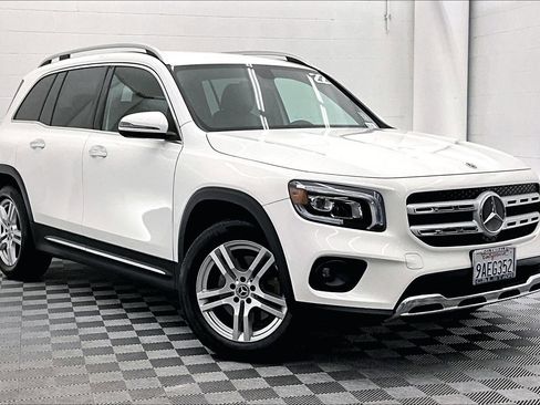 Used 2022 Mercedes-Benz GLB 250 image 34