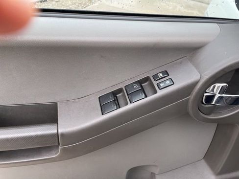 Used 2014 Nissan Xterra S image 13