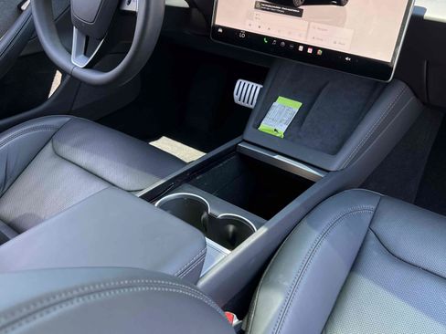Used 2024 Tesla Model 3 Long Range RWD image 14