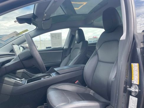 Used 2025 Tesla Model 3 Long Range RWD image 7