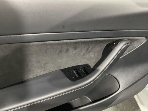 Used 2020 Tesla Model 3 image 11