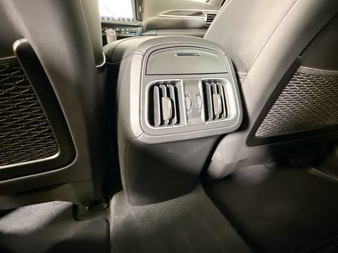 Used 2024 Maserati Levante GT Ultima AWD/4WD image 18