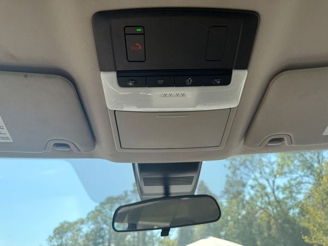 Used 2025 Nissan Altima 2.5 SV FWD image 6
