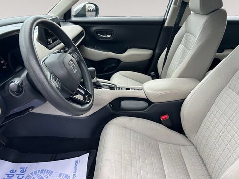 Certified 2024 Honda HR-V LX image 9