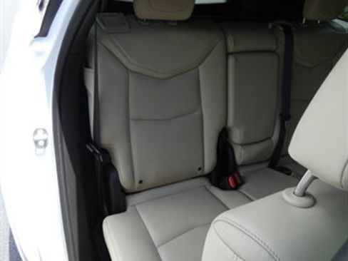 Used 2017 Cadillac XT5 Luxury image 50