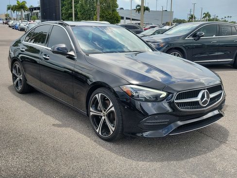 Used 2023 Mercedes-Benz C 300 Sedan image 2