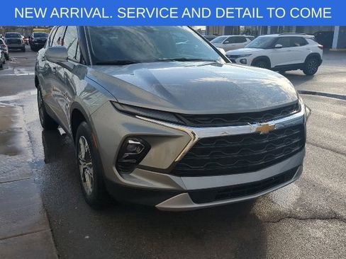 Used 2024 Chevrolet Blazer LT w/ Convenience Package image 9