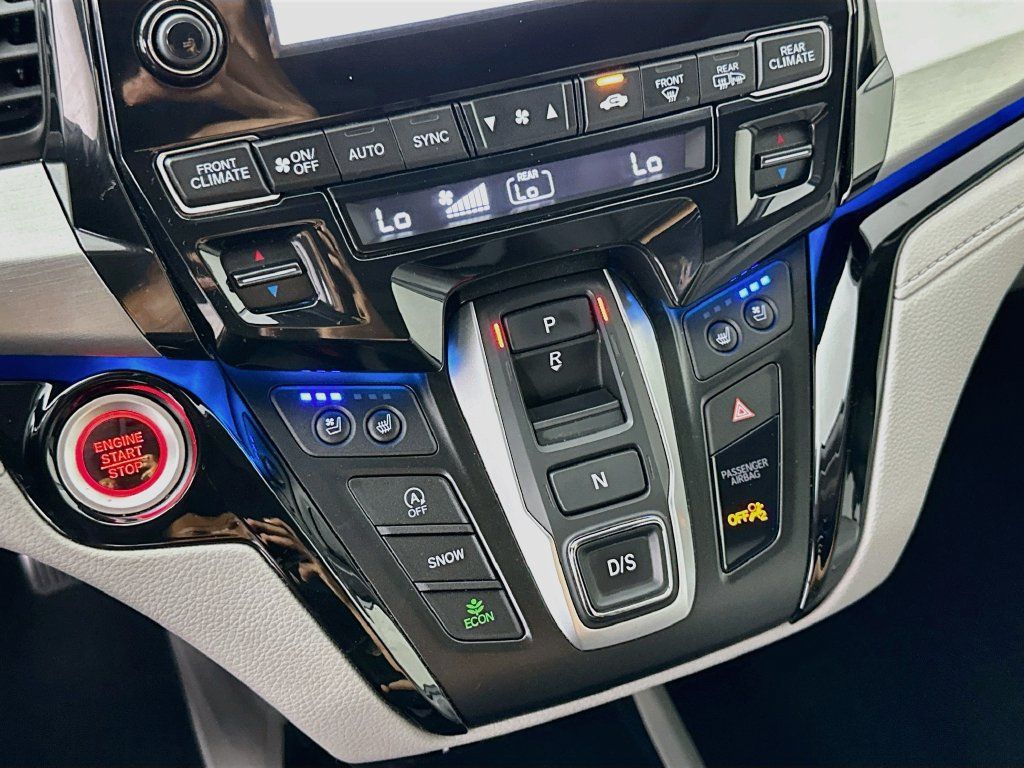 Used 2020 Honda Odyssey Elite image 17