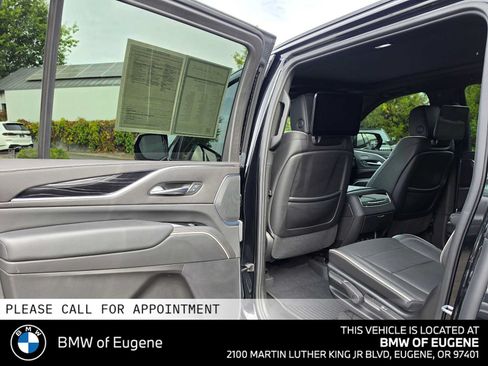 Used 2024 Cadillac Escalade ESV Sport w/ LPO, ONYX Package AWD/4WD image 19
