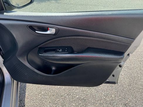 Used 2015 Dodge Dart SXT image 41