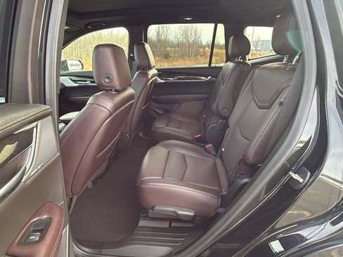 Used 2020 Cadillac XT6 Premium Luxury image 25