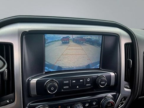 Used 2018 GMC Sierra 1500 SLT AWD/4WD image 16