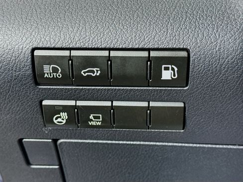 Used 2022 Lexus RX 450hL Luxury w/ Cold Area Package (CK) AWD/4WD image 10