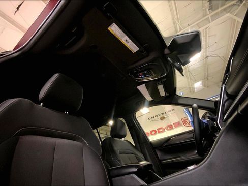 Certified 2025 Jeep Grand Cherokee Laredo X w/ Trailer Tow Package image 22