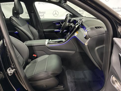 New 2026 Mercedes-Benz GLC 300 4MATIC image 12