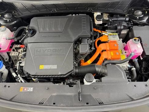 Certified 2025 Kia Niro EX Touring FWD image 30