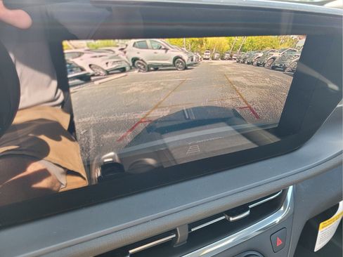 Used 2025 Buick Envista Preferred FWD image 31