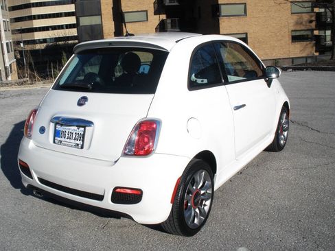 Used 2015 FIAT 500 Sport w/ Comfort/Convenience Group image 9