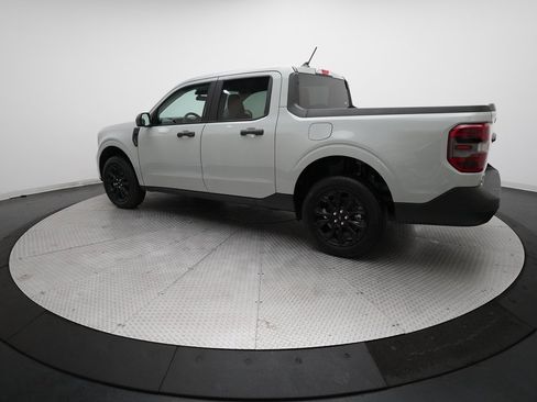 Used 2023 Ford Maverick XLT w/ Black Appearance Package image 12