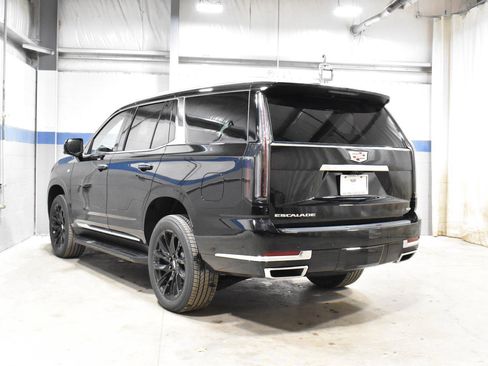 New 2025 Cadillac Escalade Premium Luxury w/ LPO, Floor Liner Package image 14