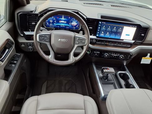 Used 2023 Chevrolet Silverado 1500 RST w/ Convenience Package II AWD/4WD image 3