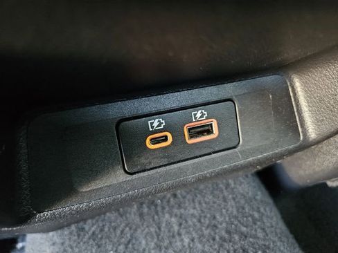 Certified 2025 Nissan Altima 2.5 SV FWD image 30