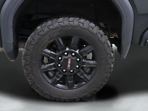 Used 2025 GMC Sierra 2500 AT4 AWD/4WD image 34