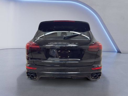Used 2016 Porsche Cayenne GTS image 6