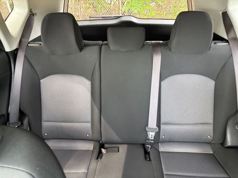 Used 2025 Kia Soul LX w/ LX Technology Package FWD image 37