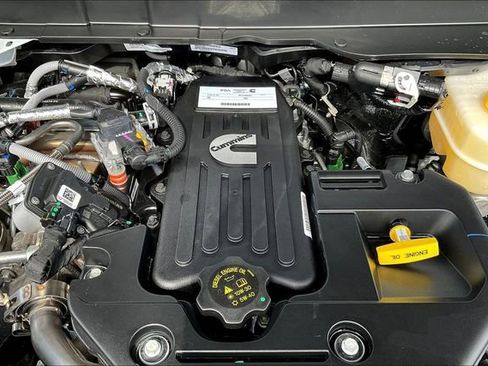 New 2026 RAM 3500 Tradesman AWD/4WD image 19