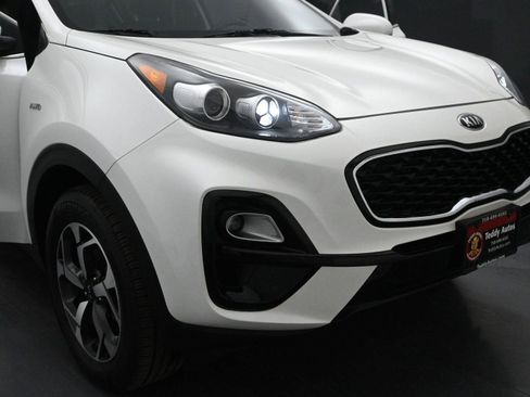 Used 2022 Kia Sportage LX AWD/4WD image 15