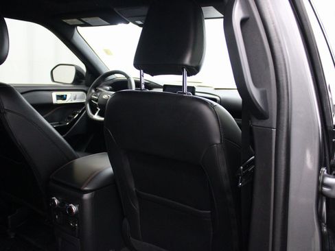 Used 2023 Ford Explorer ST-Line w/ Class IV Trailer Tow Package image 30