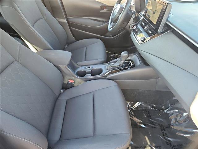 Used 2025 Toyota Corolla LE FWD image 26