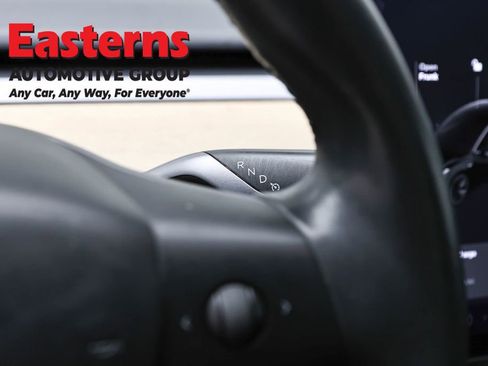 Used 2018 Tesla Model 3 Long Range image 13