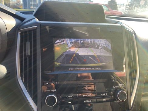 Used 2023 Subaru Crosstrek 2.0i Premium image 16