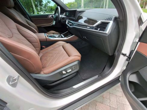 Used 2025 BMW X5 sDrive40i w/ Parking Assistance Package RWD image 44