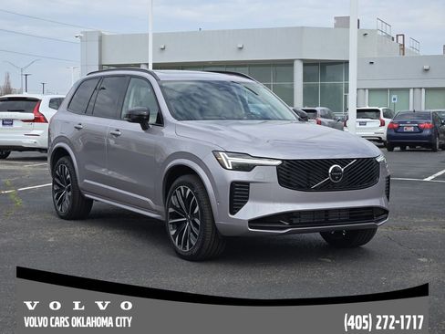 New 2026 Volvo XC90 T8 Ultra w/ Lounge Package image 2