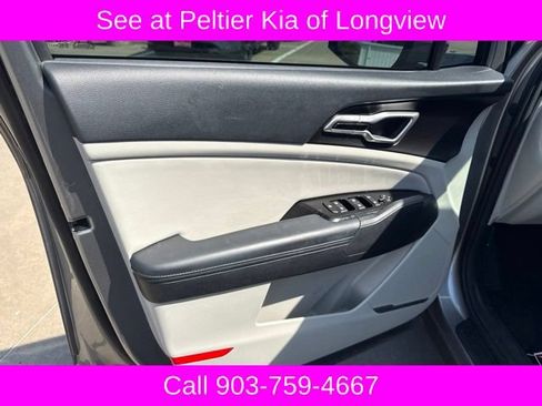Used 2024 Kia Sportage EX FWD image 14
