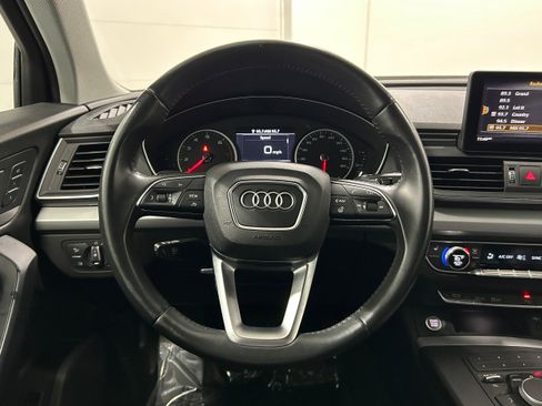 Used 2019 Audi Q5 2.0T Premium image 12