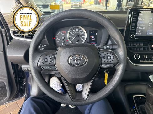 Used 2022 Toyota Corolla LE image 15