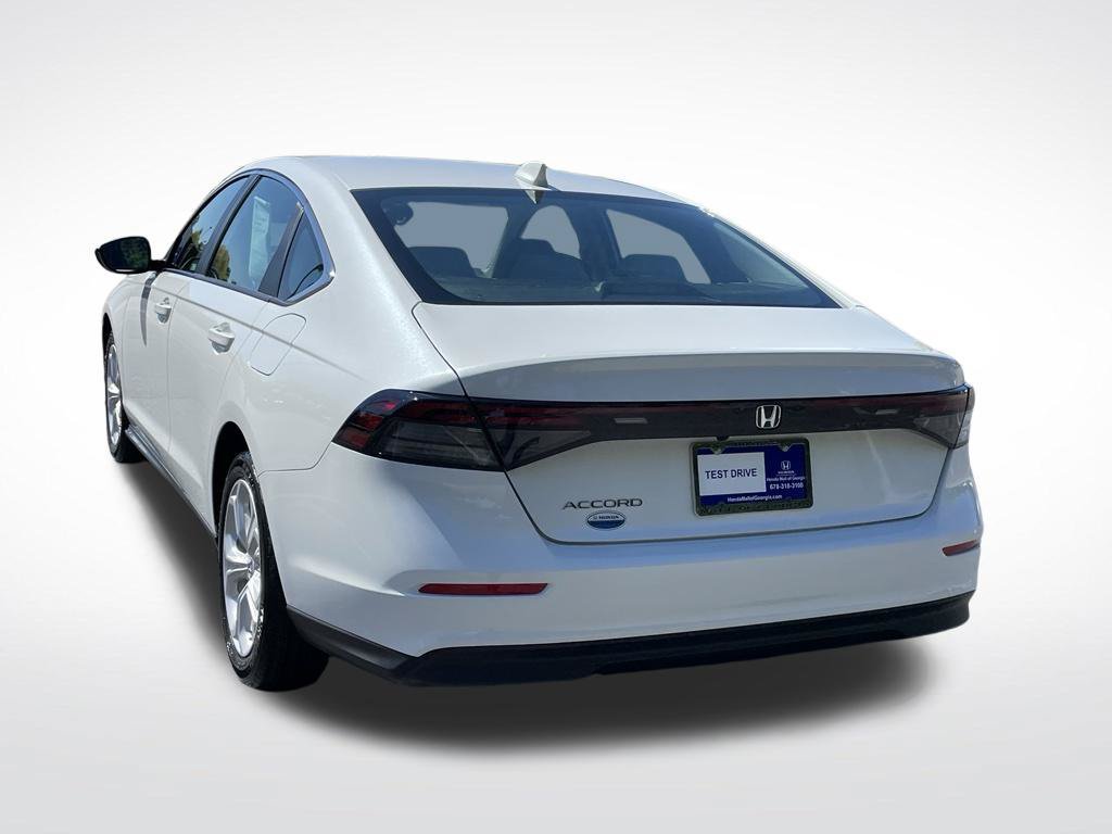 Certified 2025 Honda Accord LX image 4