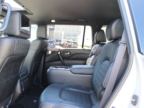 Used 2023 INFINITI QX80 Sensory w/ Cargo Package AWD/4WD image 15