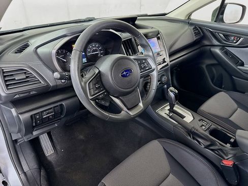 Used 2019 Subaru Crosstrek 2.0i Premium image 9